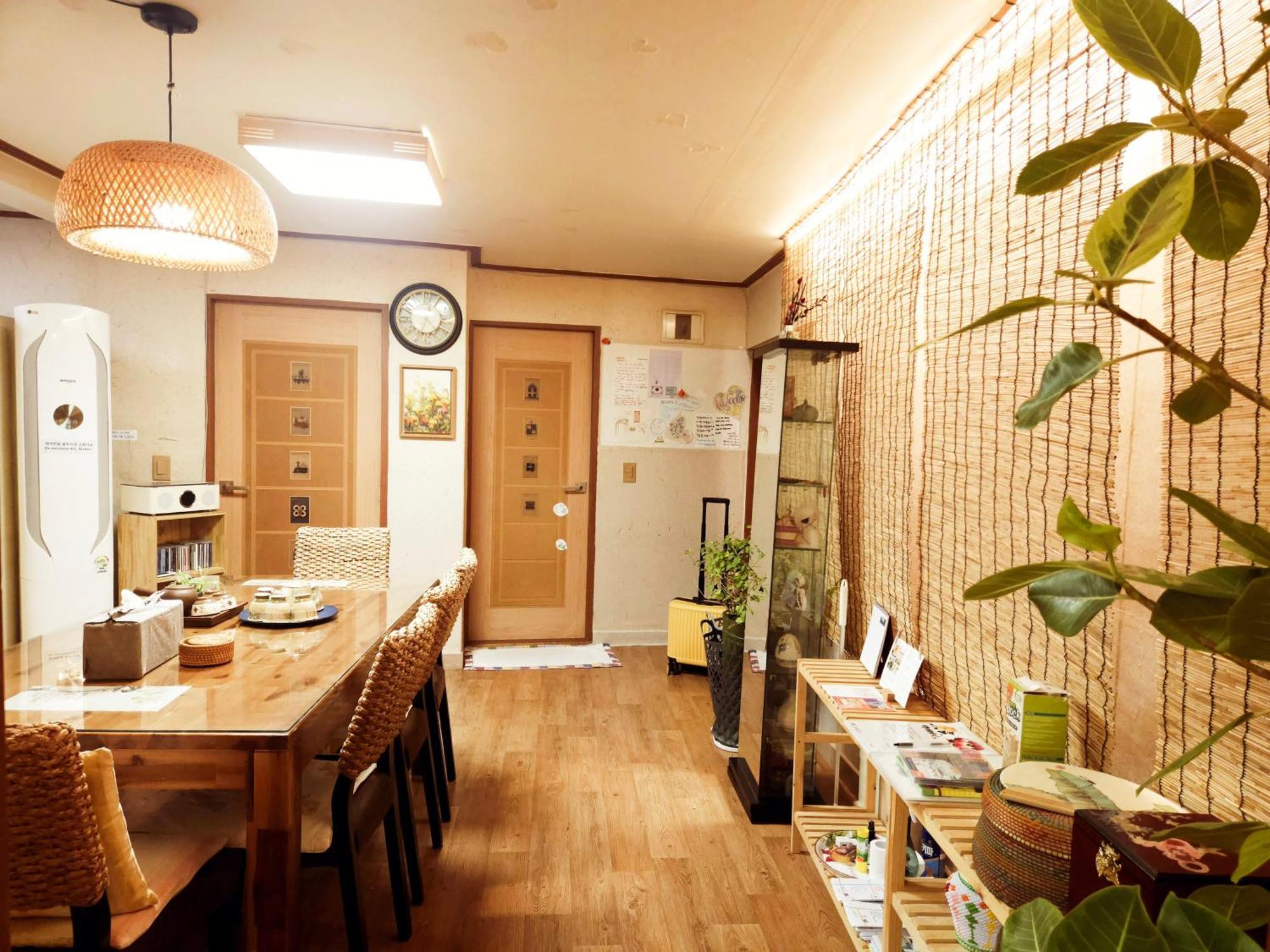 Lydia Craft Guesthouse Σεούλ Εξωτερικό φωτογραφία